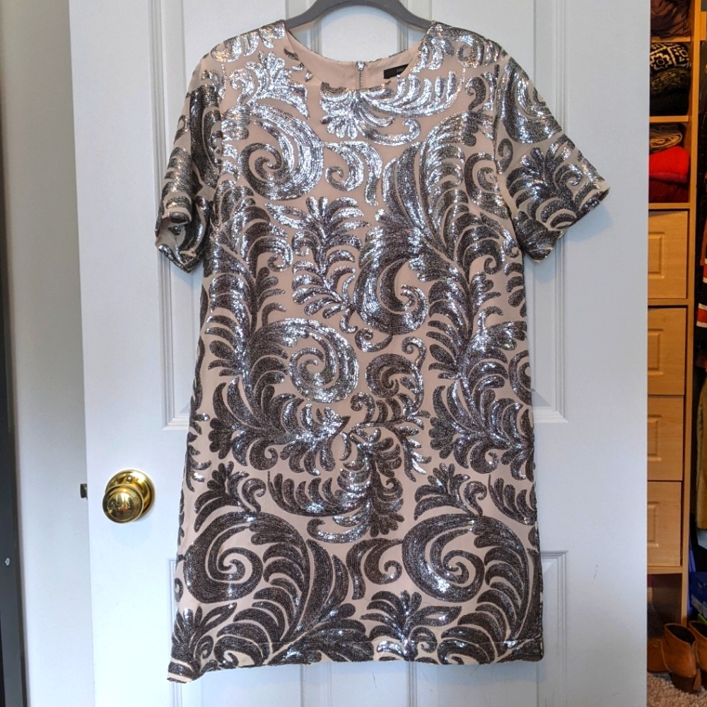 Forever 21 | Mini Shift Dress | Silver |Size M